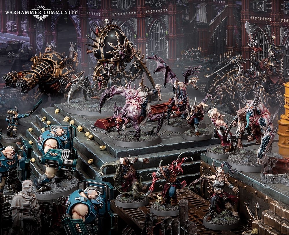 Alpha Legion warriors in teal armour fighting alongside Chaos cultists and mutants