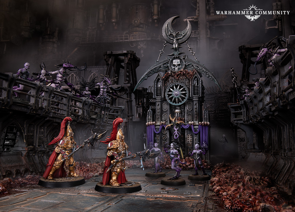 Slaaneshi Daemonettes close on two Custodians in a ruined hall